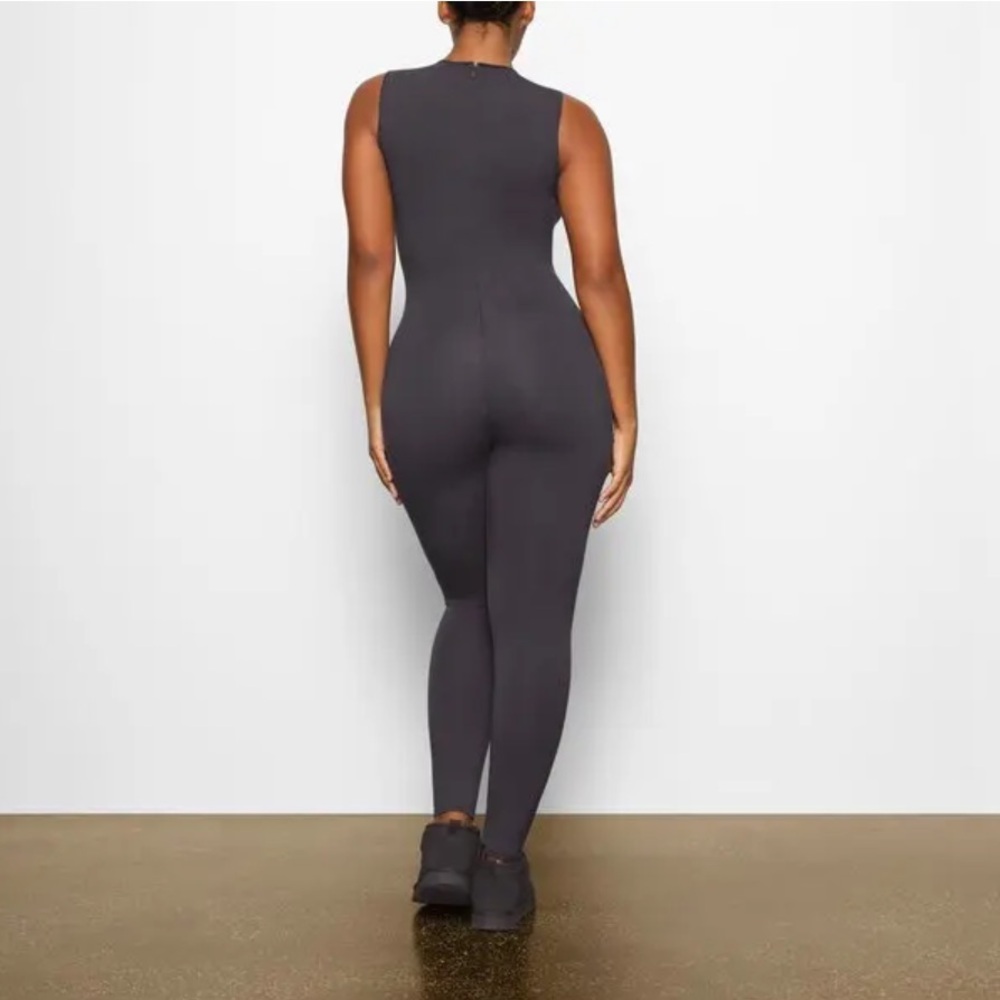 SKIMS Outdoor crewneck catsuit onesie ASH S NWT (SK0244) - Picture 3 of 5